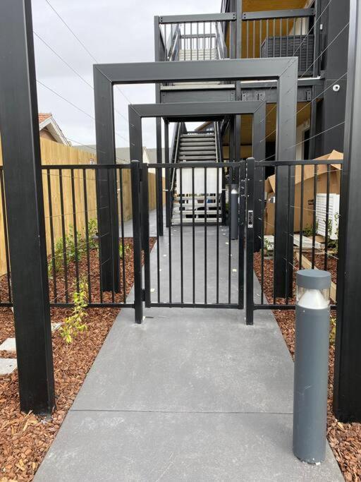 City Centre Apartment Close To Hagley Park Christchurch Eksteriør billede