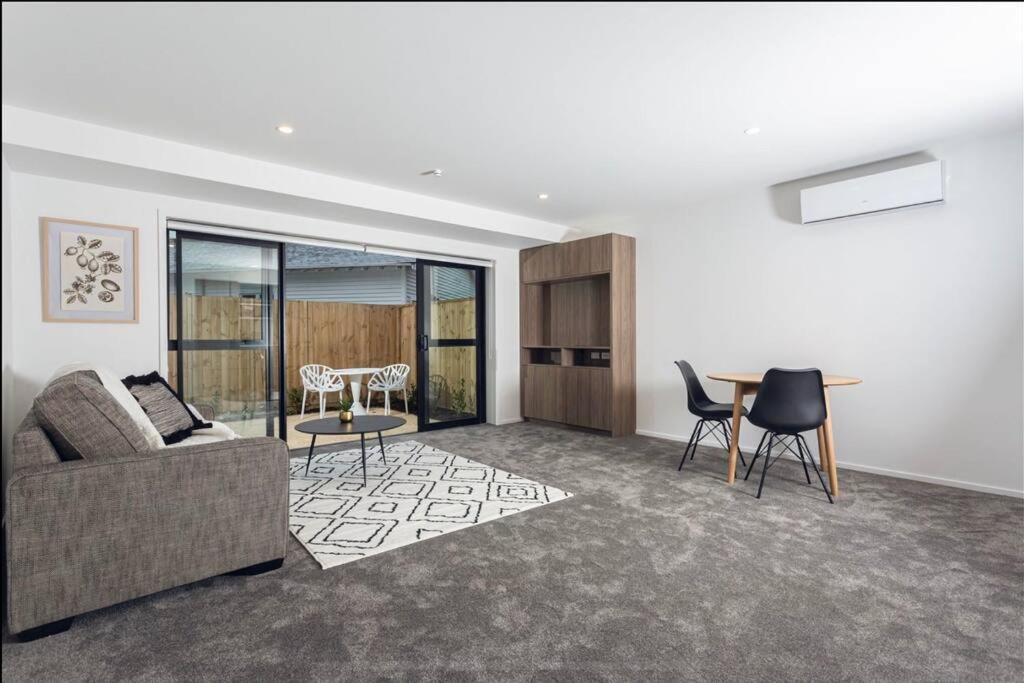 City Centre Apartment Close To Hagley Park Christchurch Eksteriør billede