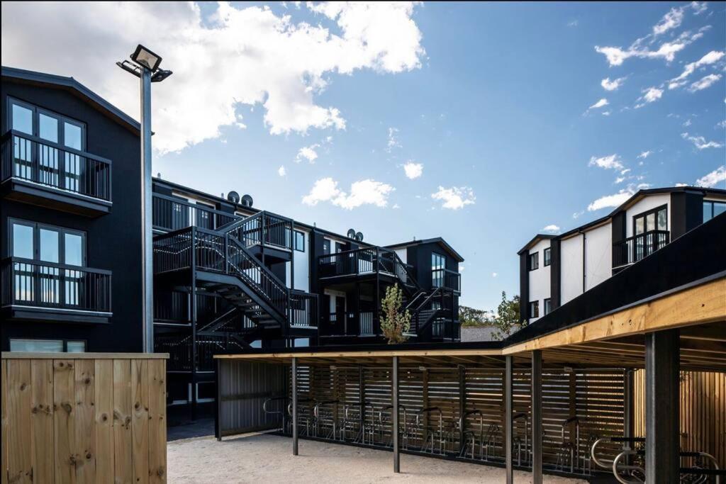 City Centre Apartment Close To Hagley Park Christchurch Eksteriør billede