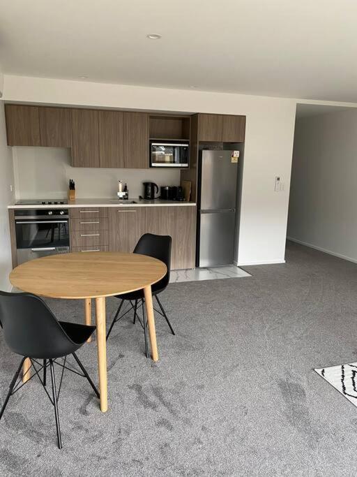 City Centre Apartment Close To Hagley Park Christchurch Eksteriør billede